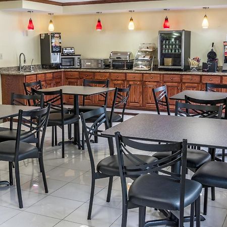 Days Inn By Wyndham Houston Extérieur photo